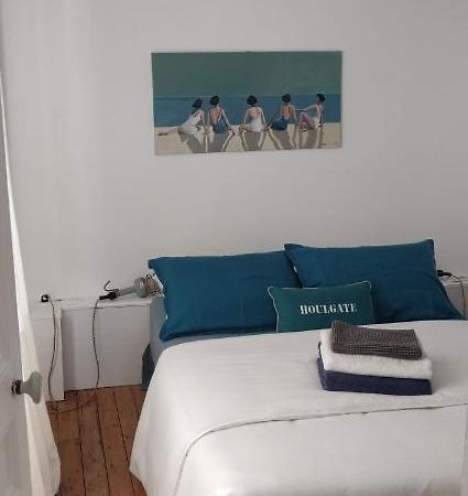 Appartement Escapade de charme les pieds dans l'eau à Houlgate Extérieur photo